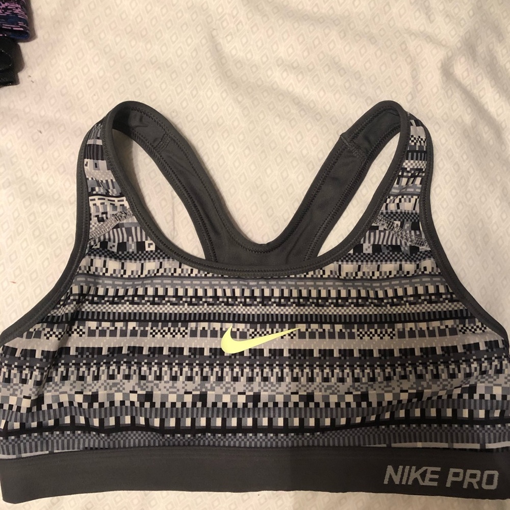 Grey Pattern Nike Pro Sports Bra